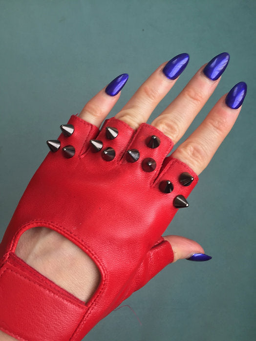 spike leather gloves